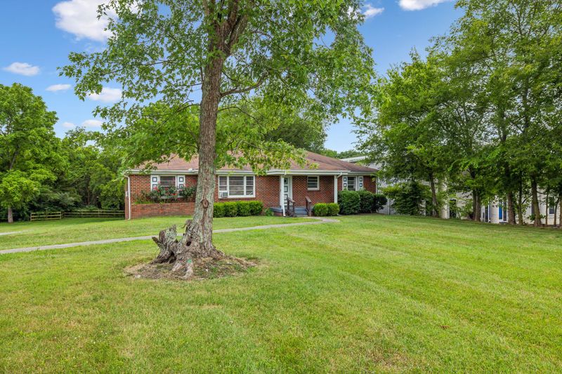 9578 Lebanon Rd, Mount Juliet, TN 37122