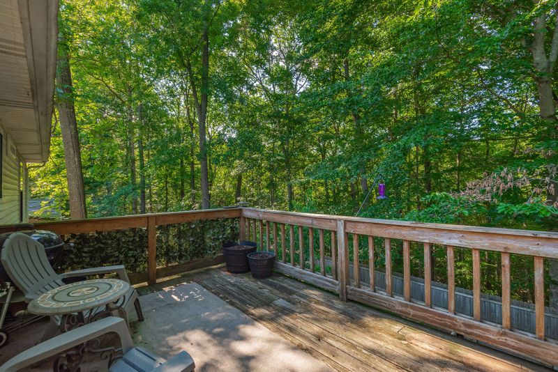 1037 Hollis Ln, White House, TN 37188