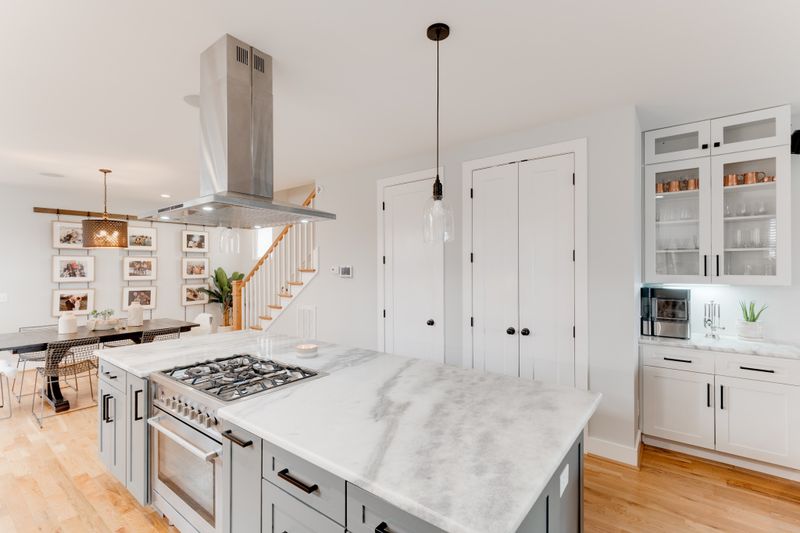 4713 Michigan Ave, Nashville, TN 37209