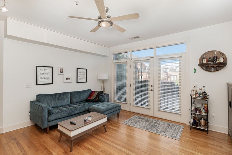 817 3rd Ave N #302, Nashville, TN 37201