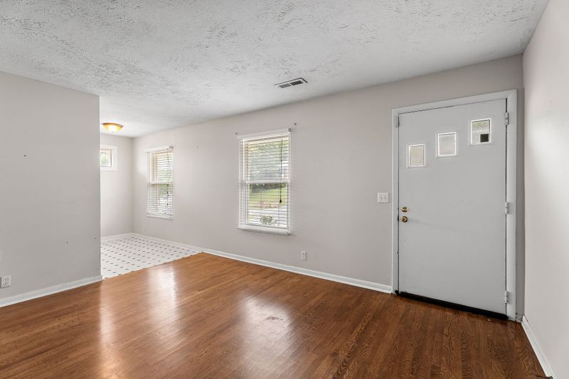 447 Wilclay Dr, Nashville, TN 37209