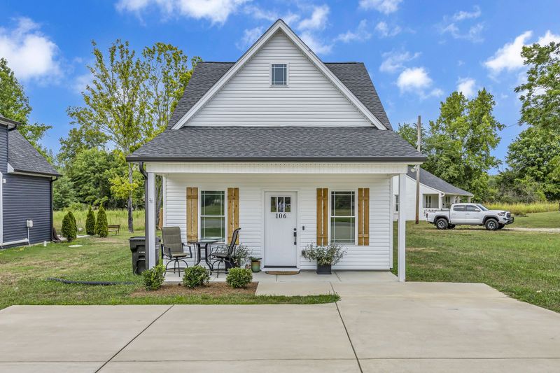 106 Eno Rd, Dickson, TN 37055