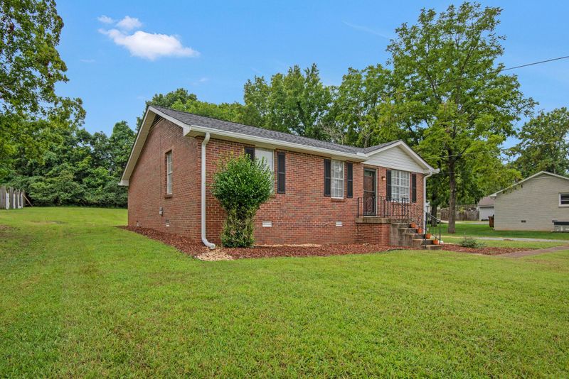 214 Whitnel Dr, Mount Juliet, TN 37122