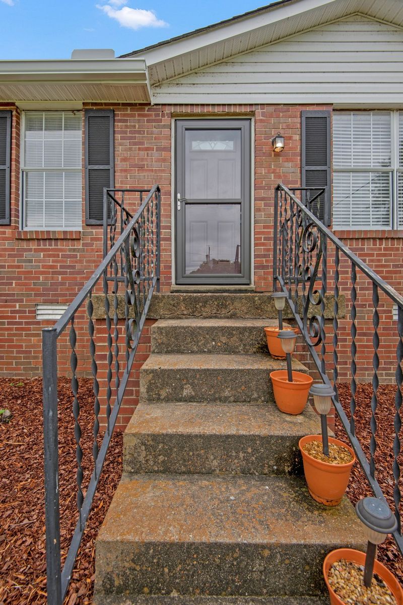 214 Whitnel Dr, Mount Juliet, TN 37122