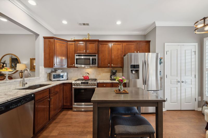 158 Old Towne Dr, Mount Juliet, TN 37122