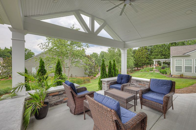 1002 Bastion Cir S, Mount Juliet, TN 37122