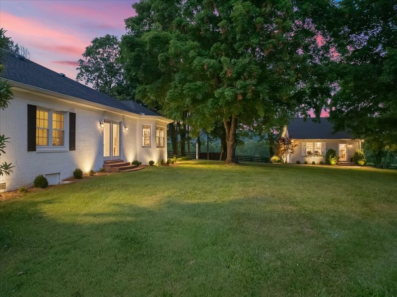 3043 Old Hillsboro Rd, Franklin, TN 37064