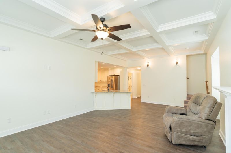 66 Daybreak Dr, Rossville, GA 30741