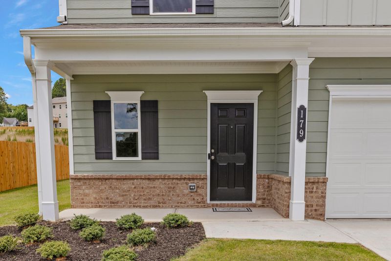 179 Henley Cir, Dalton, GA 30720