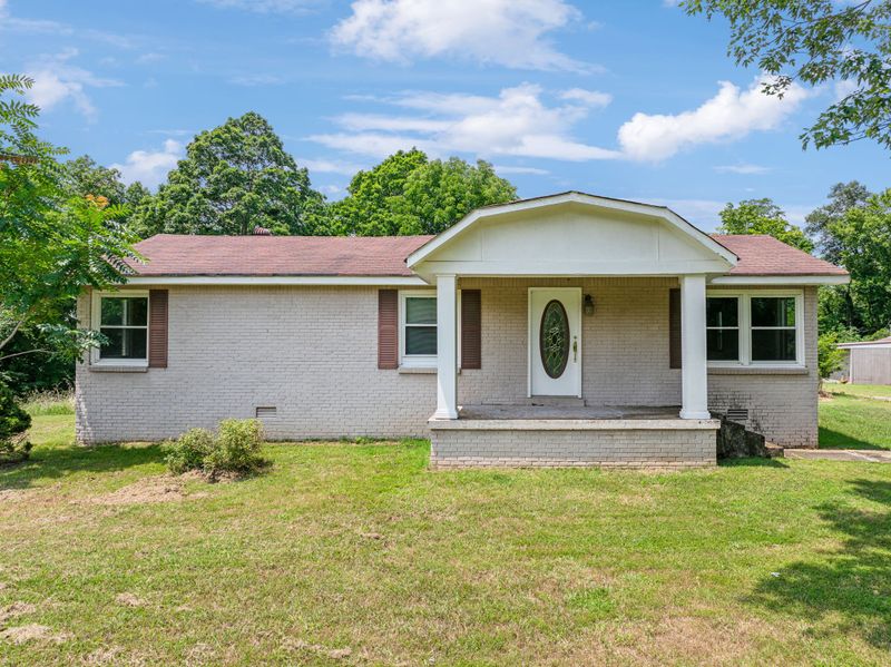 741 Danley Rd, Charlotte, TN 37036