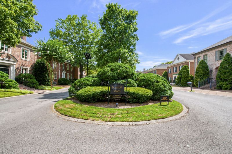 5110 Boxcroft Pl, Nashville, TN 37205