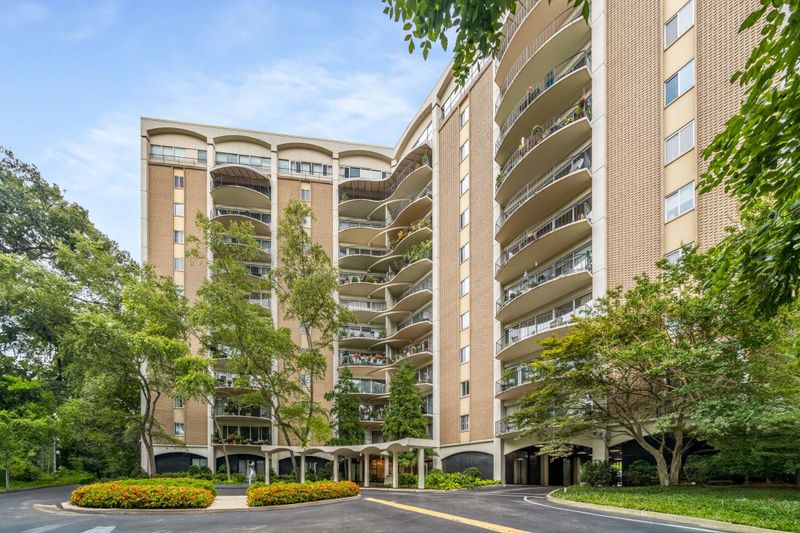 4215 Harding Pike #602, Nashville, TN 37205