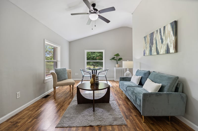 1160 Promise Land Rd, Charlotte, TN 37036