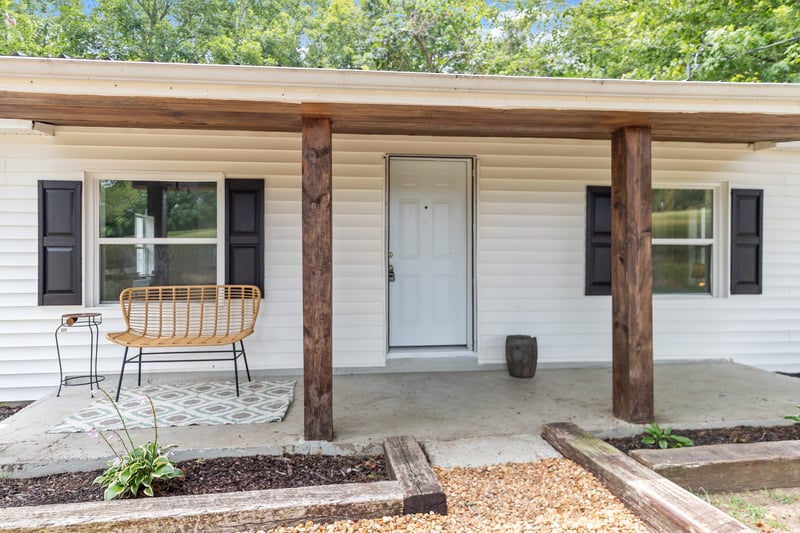 1160 Promise Land Rd, Charlotte, TN 37036