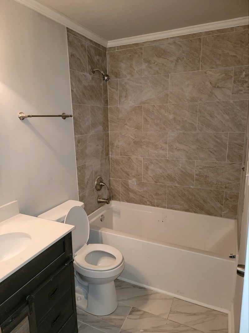 1040 Overlook Dr, Ashland City, TN 37015