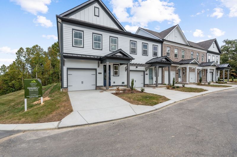 6043 Mill Tree Ct, Nashville, TN 37221