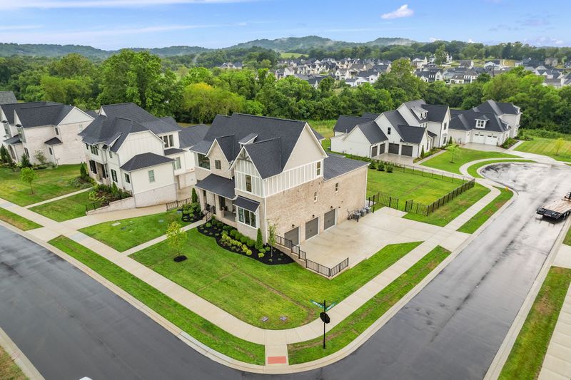 6401 Paisley Ct, Franklin, TN 37064