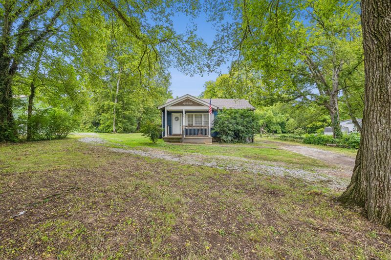 406 Westover Dr, Columbia, TN 38401
