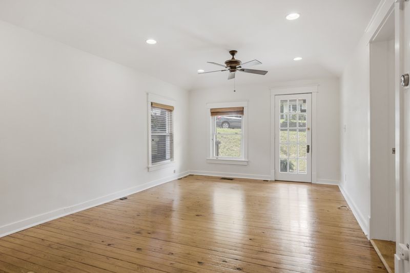 917 Douglas Ave, Nashville, TN 37206