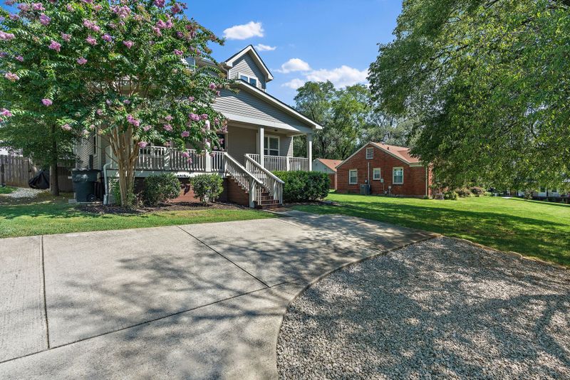 2413B Pafford Dr, Nashville, TN 37206