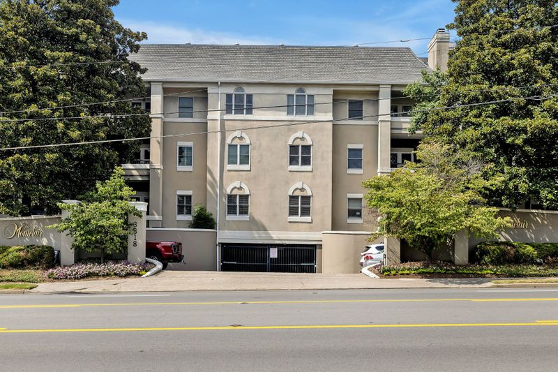 3818 W End Ave #109, Nashville, TN 37205