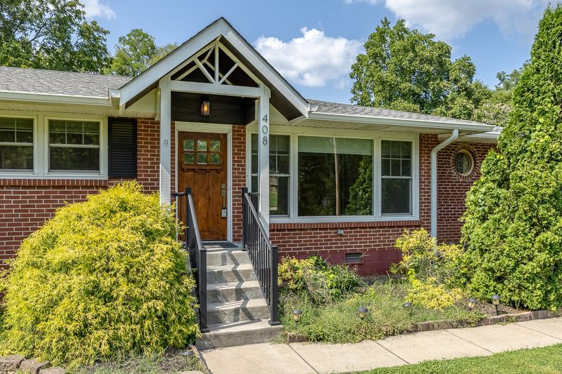 408 Fieldcrest Dr, Nashville, TN 37211