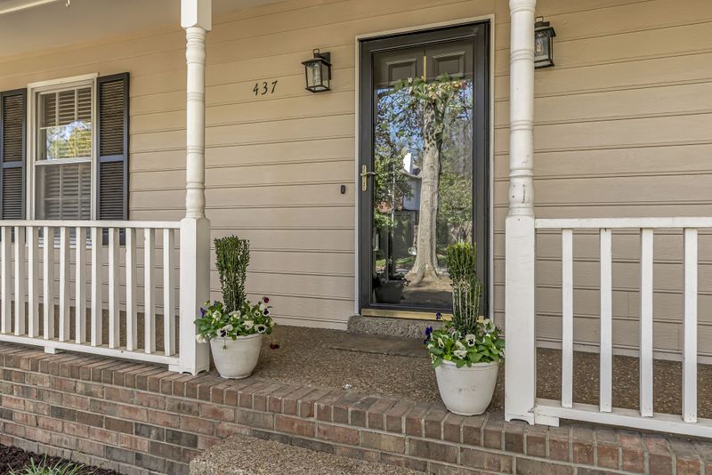 437 Maplegrove Dr, Franklin, TN 37064
