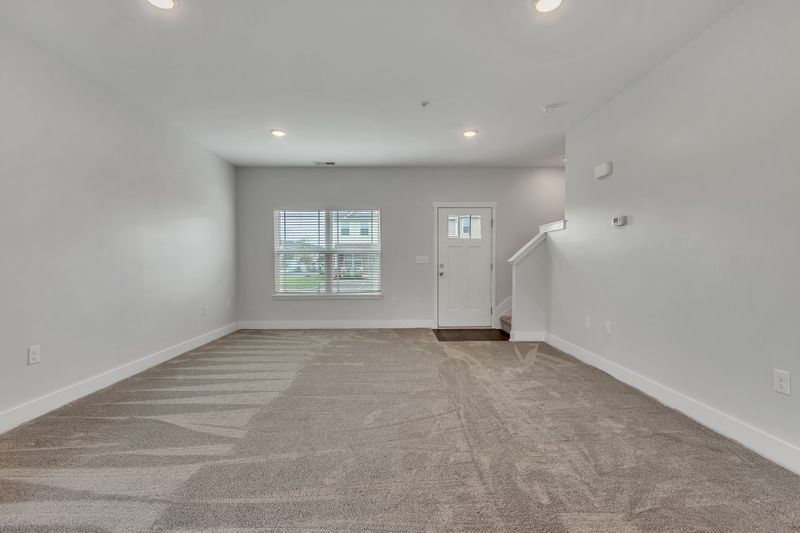 2004 Blossom Rn, Spring Hill, TN 37174