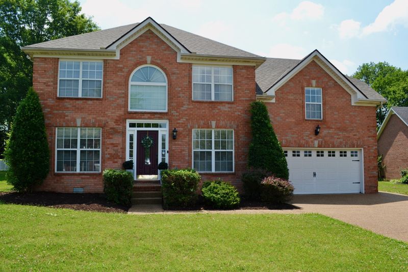 109 Huntington Pl, Hendersonville, TN 37075