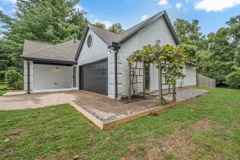 504 Wind Song Ct, Old Hickory, TN 37138