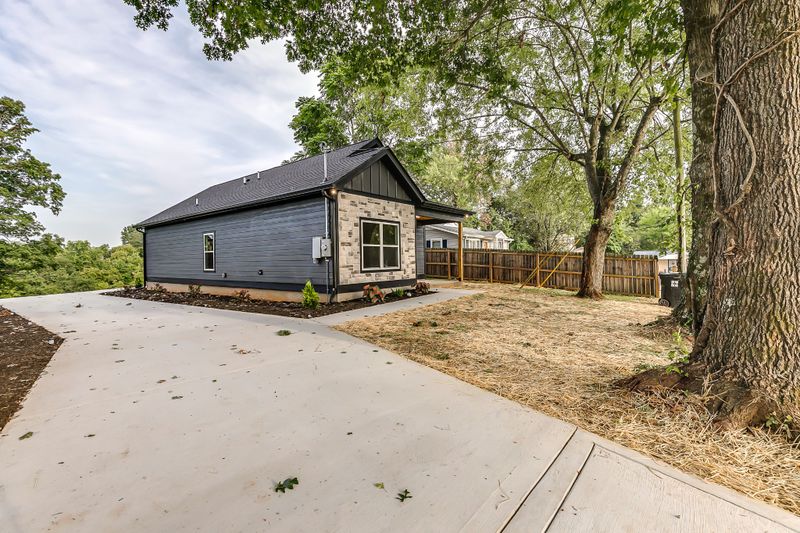 819 Fairview Dr, Columbia, TN 38401