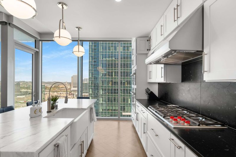1616 West End Ave #1804, Nashville, TN 37203