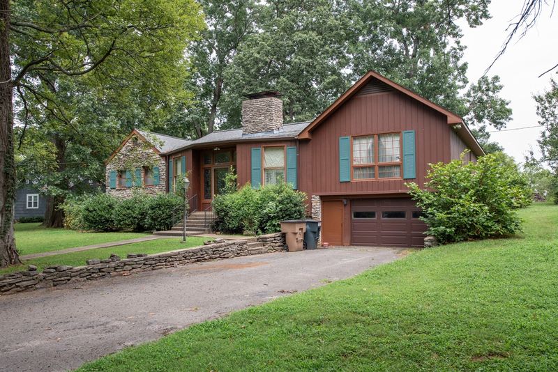 4412 Brush Hill Rd, Nashville, TN 37216
