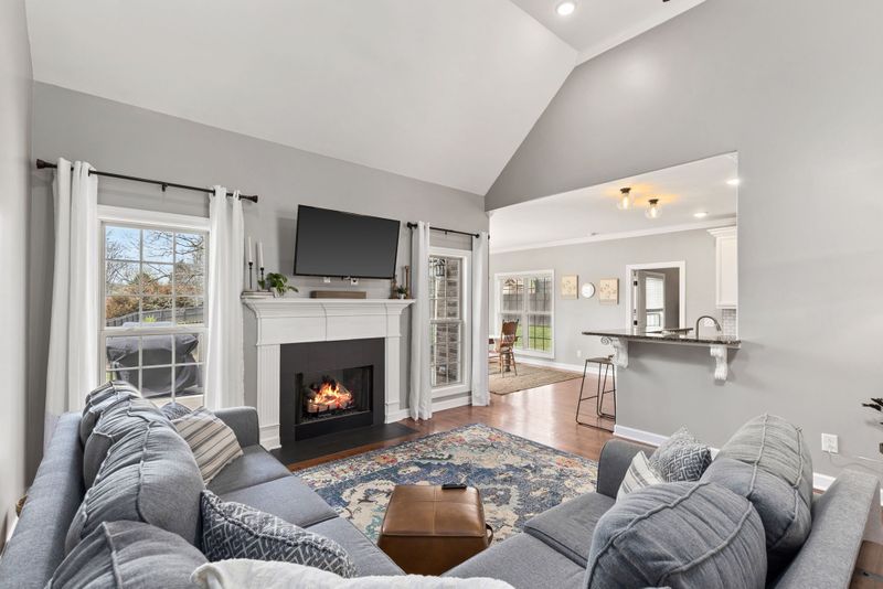 215 Bedrock Dr, White House, TN 37188