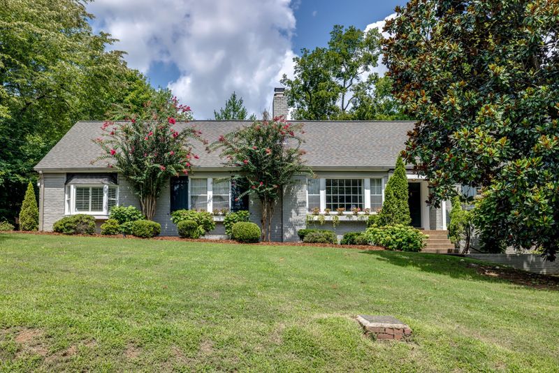 3723 Woodmont Ln, Nashville, TN 37215