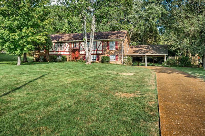 309 Jeb Stuart Dr, Franklin, TN 37069