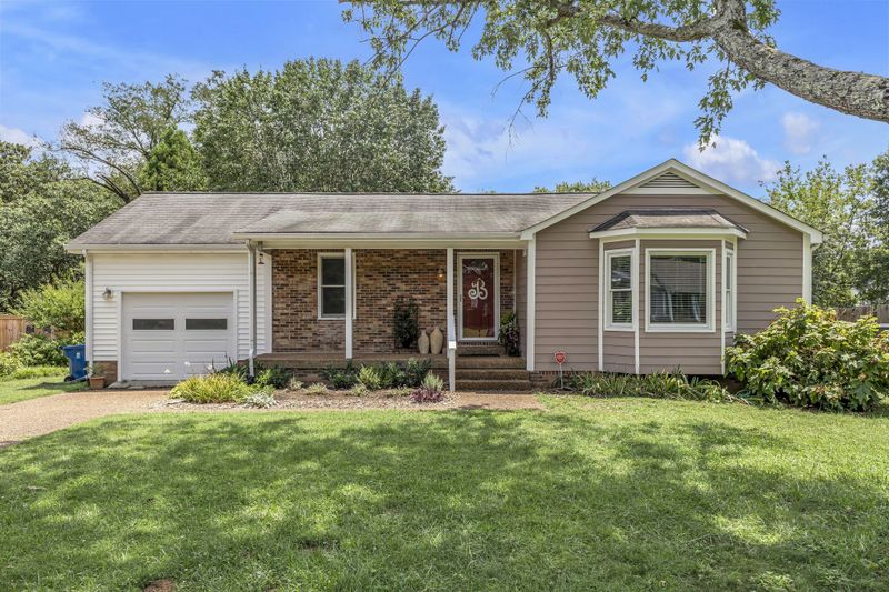 959 Beech Bend Dr, Nashville, TN 37221