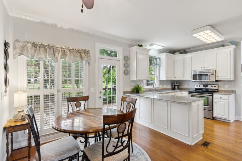 902 Thames Ct, Murfreesboro, TN 37129