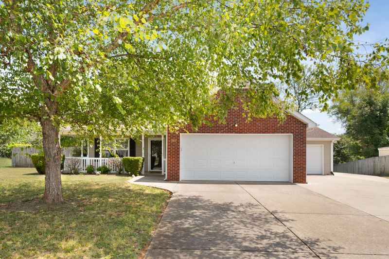 1937 Stoney Meadow Dr, Murfreesboro, TN 37128