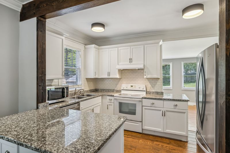 5206 Idaho Ave, Nashville, TN 37209