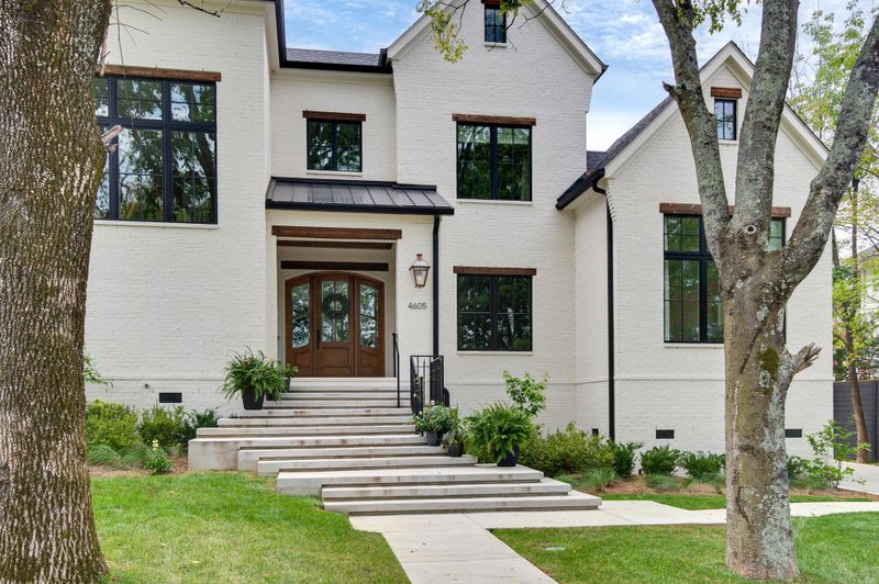 4605 Granny White Pike, Nashville, TN 37220
