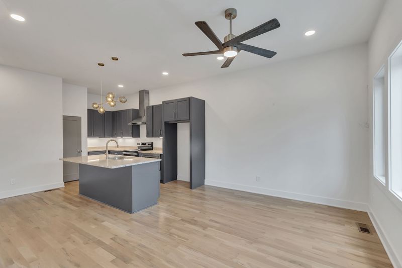 325 Flora Maxwell Rd #C, Nashville, TN 37211