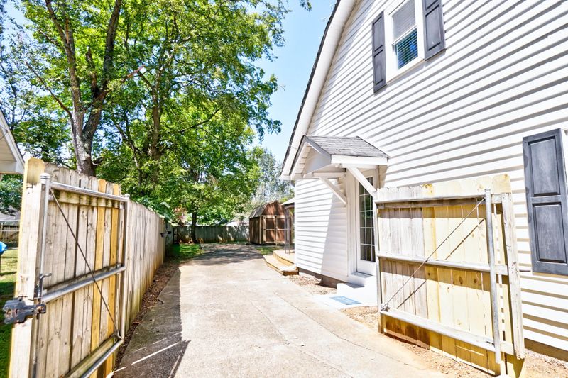 825 N Spring St, Murfreesboro, TN 37130