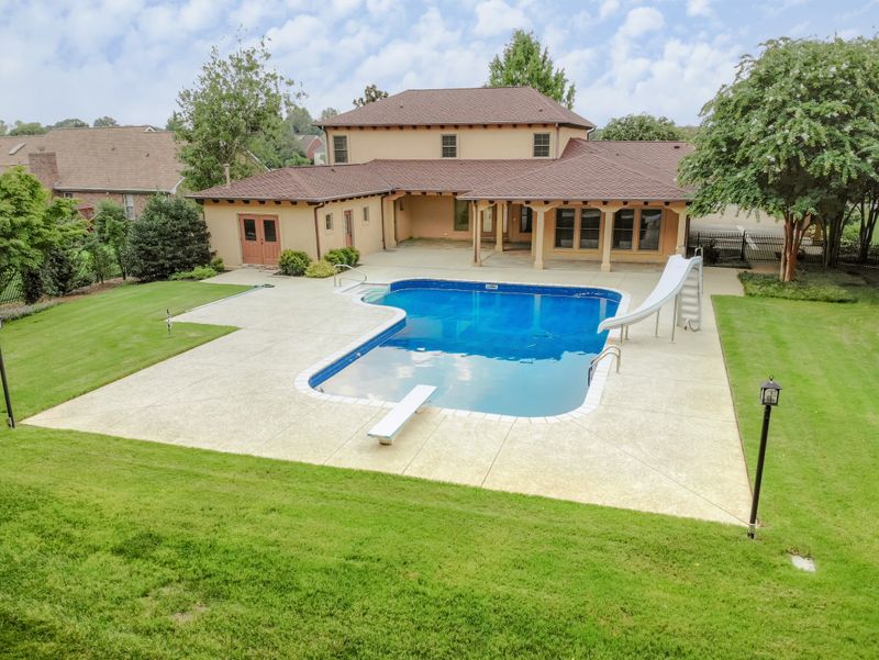 302 Council Bluff Pkwy, Murfreesboro, TN 37127