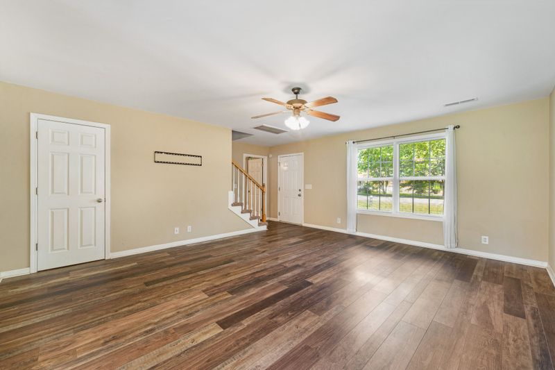 202 Grace Ave, Rockvale, TN 37153