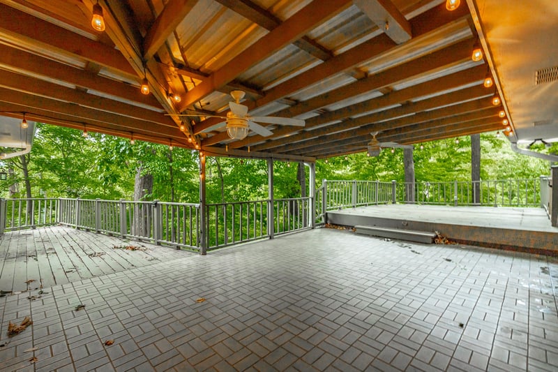 2211 Rocky Face Cir, Dalton, GA 30720