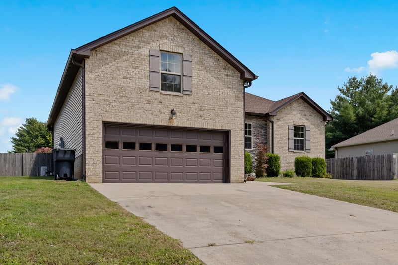1176 Bonnie Ln, Cross Plains, TN 37049