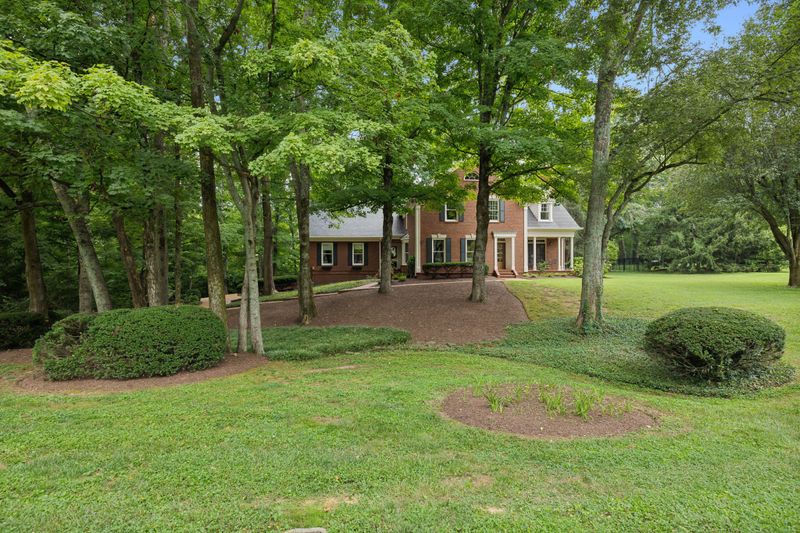 9535 Butler Dr, Brentwood, TN 37027