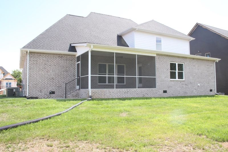 3034 Shady Forest Dr, Murfreesboro, TN 37128