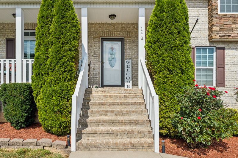 148 Lena Loop, Burns, TN 37029